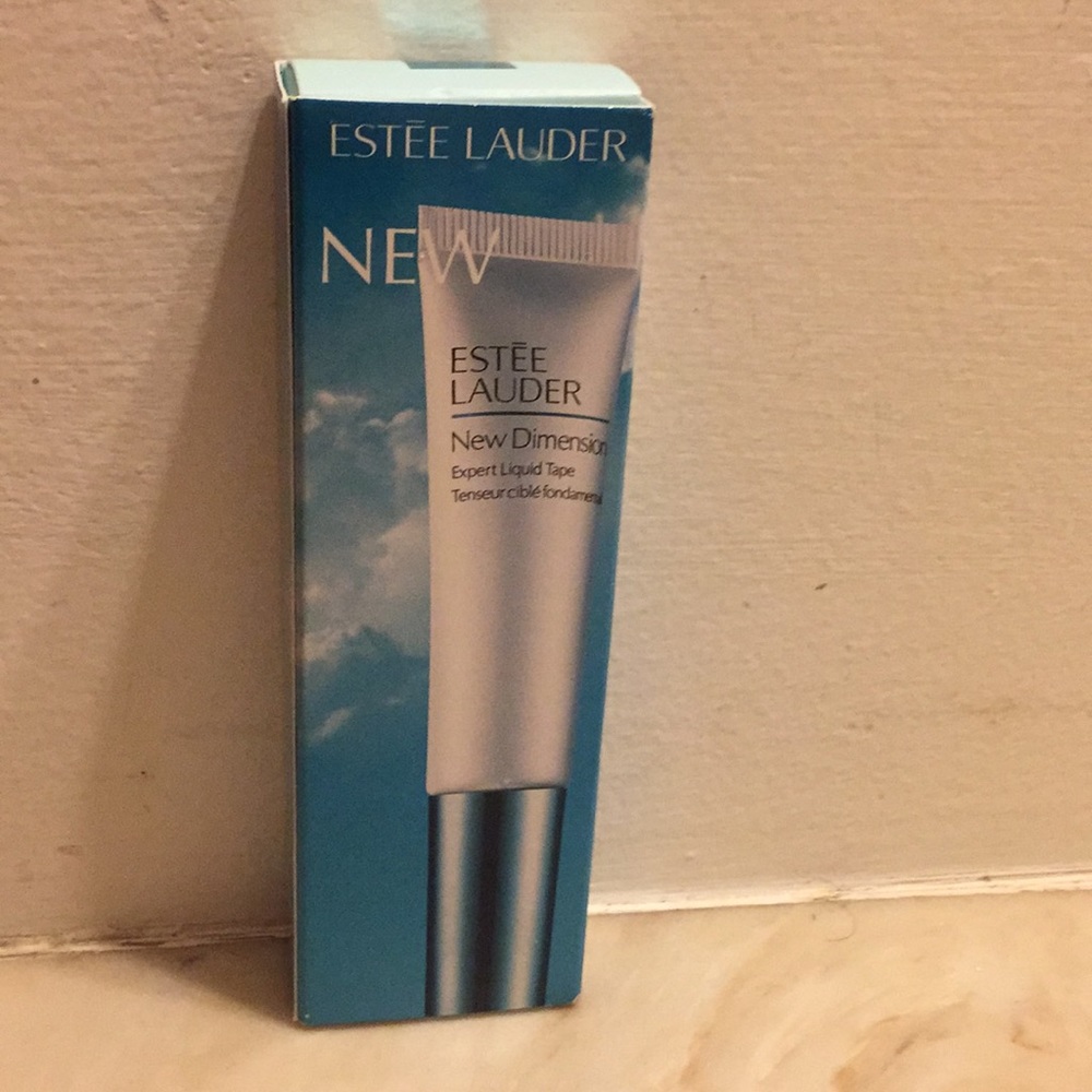 Estée Lauder new dimension expert liquid tape New